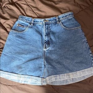 Route 66 Rolled Up Hemmed Shorts